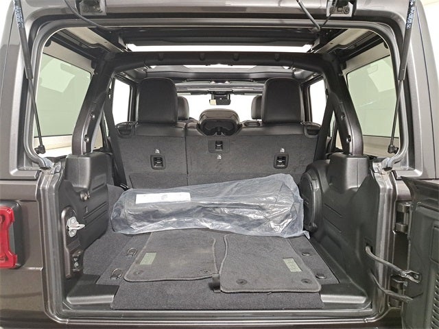 2021 Jeep Wrangler Unlimited Sahara High Altitude