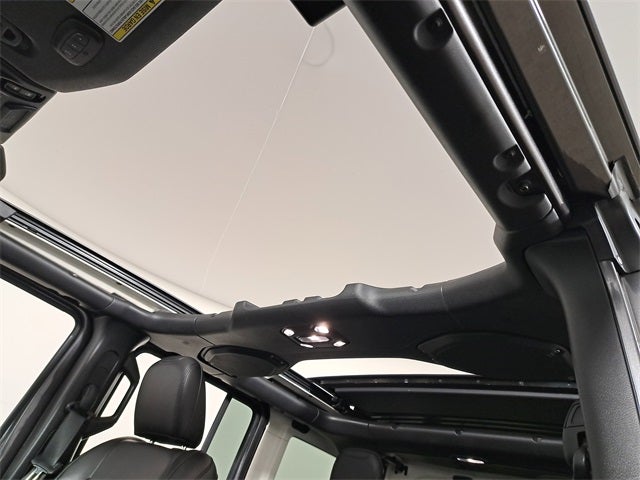 2021 Jeep Wrangler Unlimited Sahara High Altitude