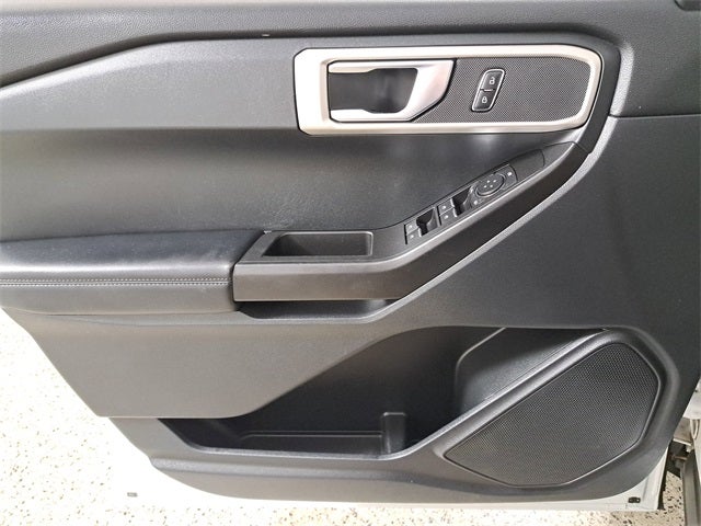 2020 Ford Explorer Base