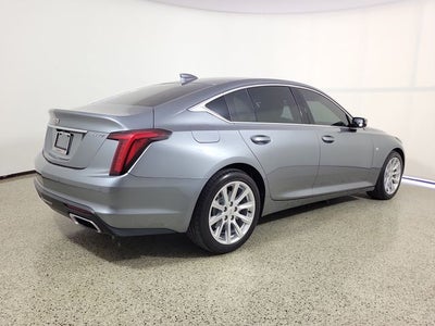 2022 Cadillac CT5 Luxury