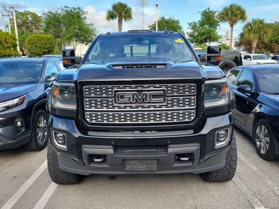 2019 GMC Sierra 3500HD Denali