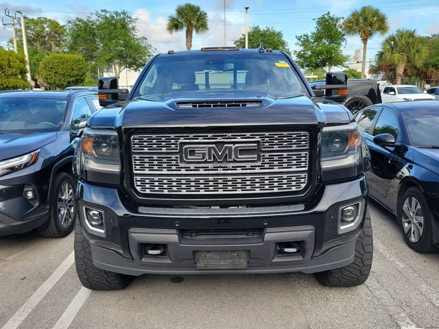 2019 GMC Sierra 3500HD Denali