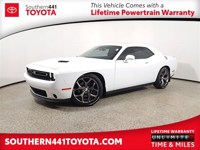 2015 Dodge Challenger SXT