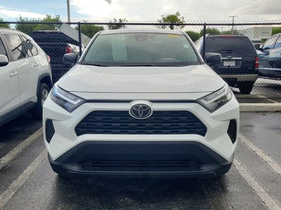 2025 Toyota RAV4 LE