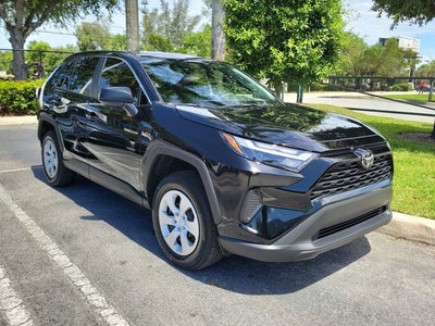 2025 Toyota RAV4 LE