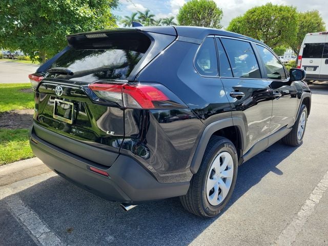 2025 Toyota RAV4 LE