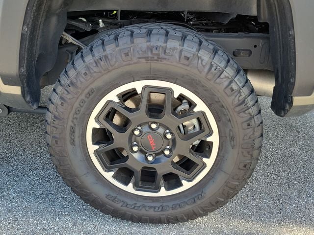 2025 Toyota Tacoma Hybrid TRD Off Road