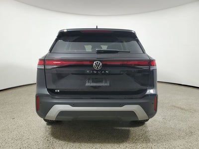 2025 Volkswagen Tiguan 2.0T SE