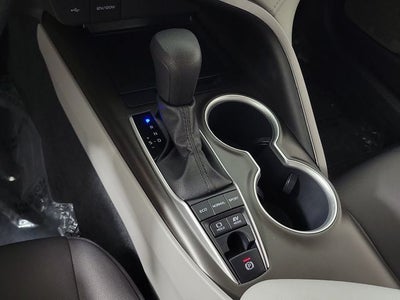 2022 Toyota Camry Hybrid LE