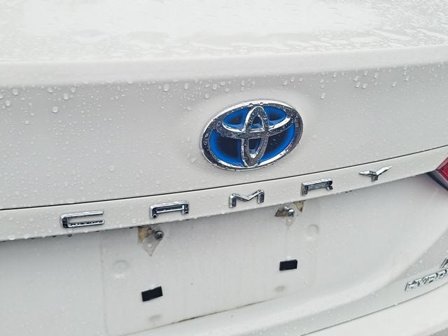 2023 Toyota Camry Hybrid LE