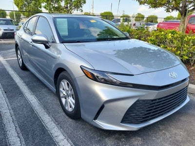 2025 Toyota Camry LE
