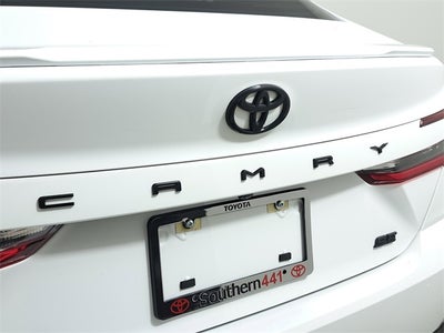 2025 Toyota Camry SE