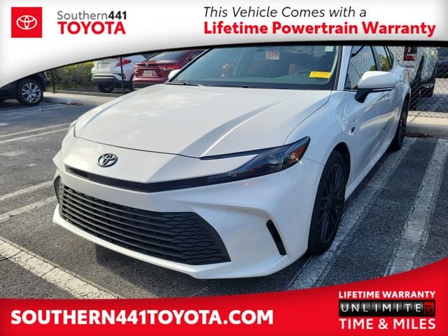 2025 Toyota Camry LE