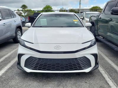 2025 Toyota Camry SE