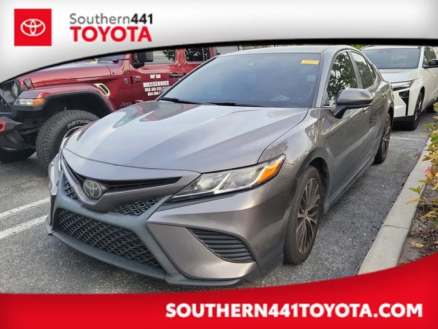2020 Toyota Camry SE