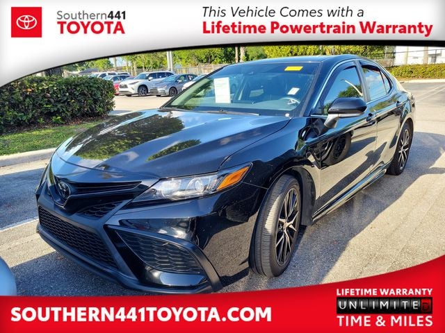 2023 Toyota Camry SE Nightshade