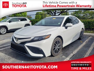 2022 Toyota Camry SE
