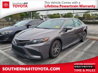 2022 Toyota Camry SE