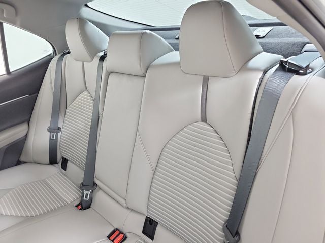 2023 Toyota Camry Hybrid SE