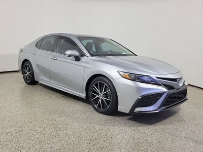 2023 Toyota Camry Hybrid SE