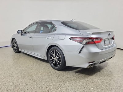 2023 Toyota Camry Hybrid SE