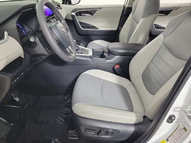 2025 Toyota RAV4 Hybrid XLE Premium