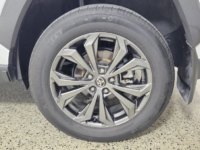 2025 Toyota RAV4 Hybrid XLE Premium
