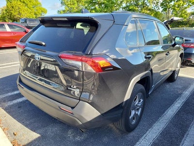 2022 Toyota RAV4 Hybrid LE