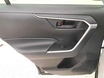 2022 Toyota RAV4 Hybrid LE