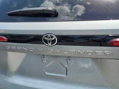 2025 Toyota Grand Highlander XLE