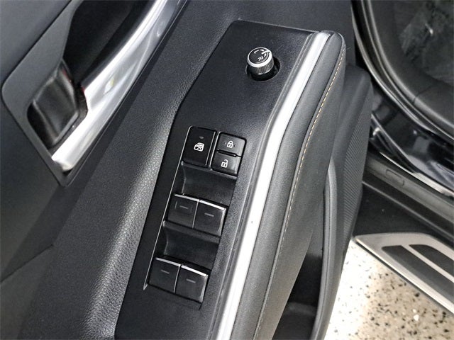 2023 Toyota Highlander Hybrid Bronze Edition