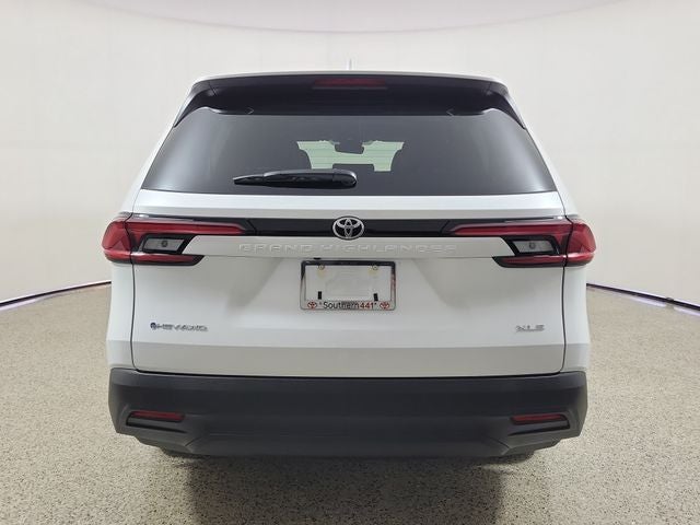 2026 Toyota Grand Highlander Hybrid XLE