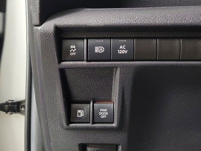 2025 Toyota Sienna XSE 7 Passenger
