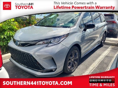 2025 Toyota Sienna XSE 7 Passenger