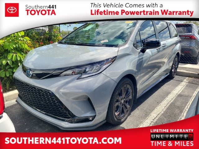 2025 Toyota Sienna XSE 7 Passenger