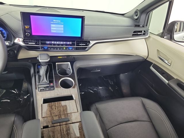 2025 Toyota Sienna Platinum 7 Passenger