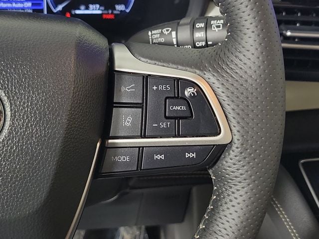 2025 Toyota Sienna Platinum 7 Passenger