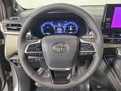 2025 Toyota Sienna Platinum 7 Passenger