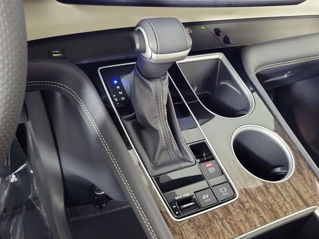 2025 Toyota Sienna Platinum 7 Passenger