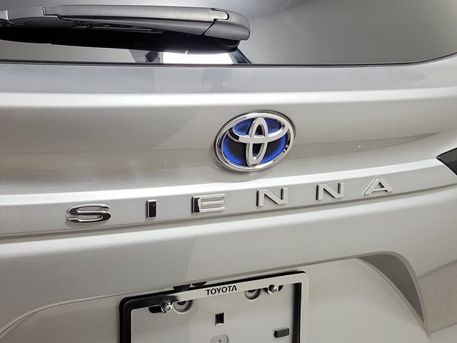 2025 Toyota Sienna Platinum 7 Passenger