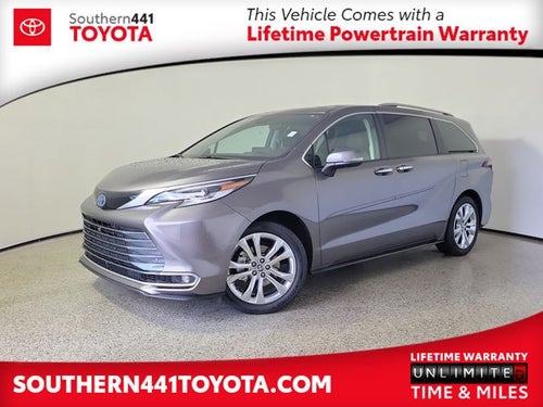 2023 Toyota Sienna Platinum 7 Passenger