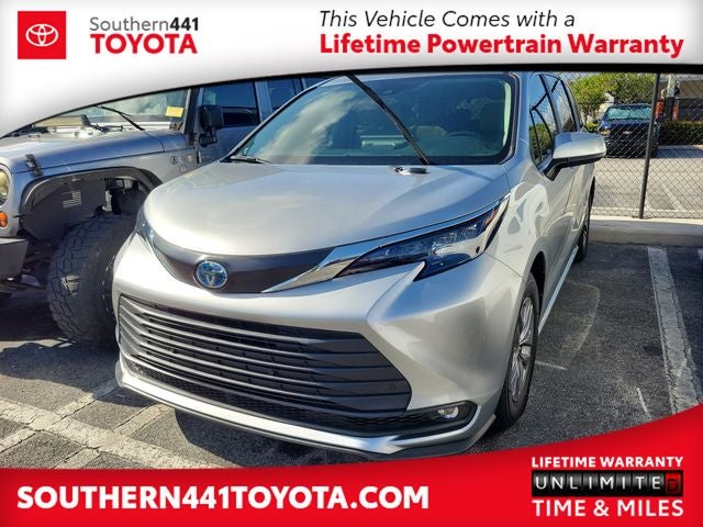 2025 Toyota Sienna XLE 7 Passenger