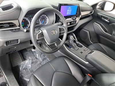 2023 Toyota Highlander Hybrid XLE