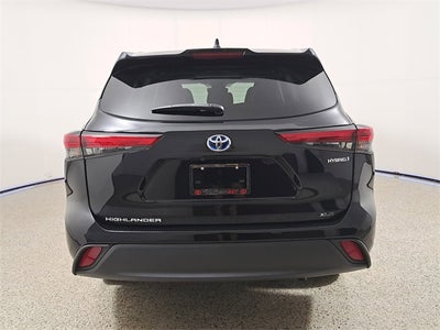 2023 Toyota Highlander Hybrid XLE