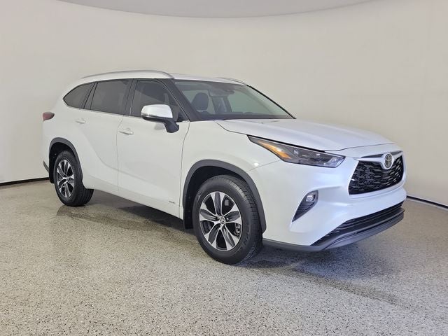 2026 Toyota Highlander Hybrid XLE