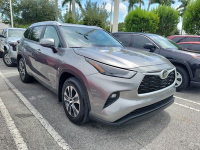 2026 Toyota Highlander Hybrid XLE