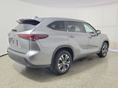 2026 Toyota Highlander Hybrid XLE
