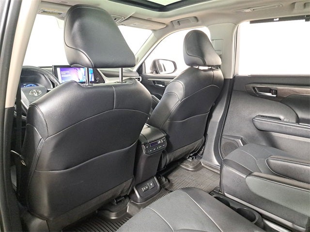 2024 Toyota Highlander Platinum