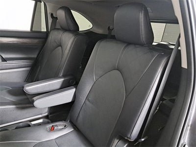 2024 Toyota Highlander Platinum