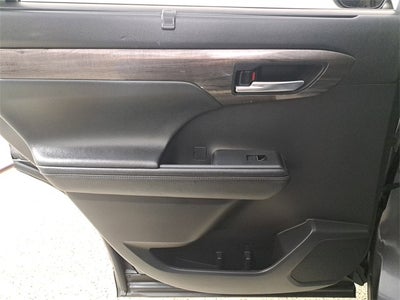 2024 Toyota Highlander Platinum